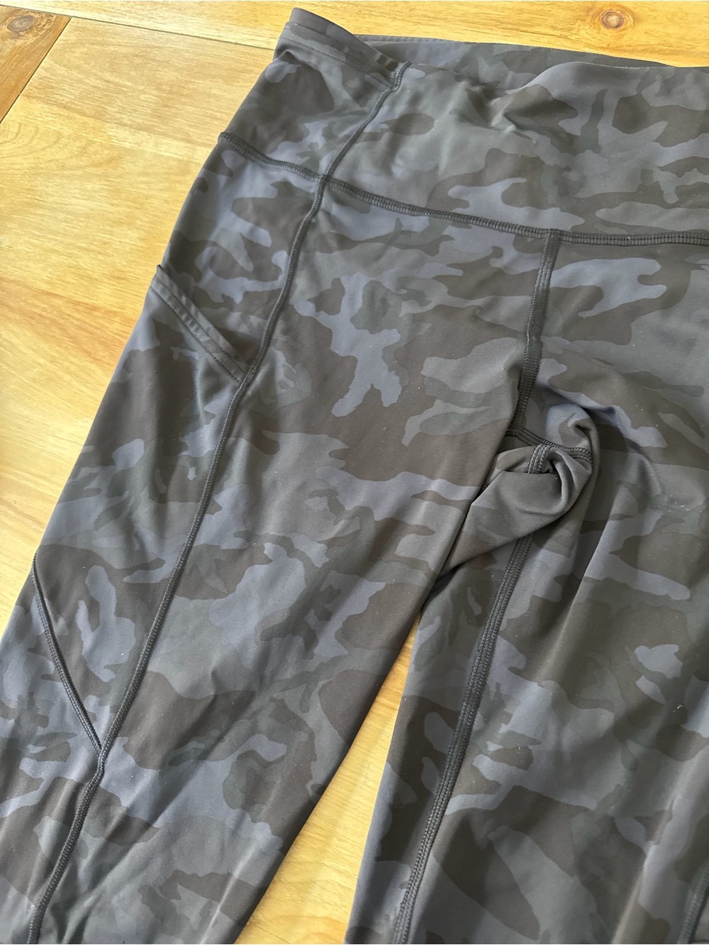 lululemon athletica Women's Gray Camo High-Rise Leggings